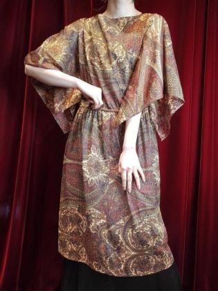  ΡPaisley Sheer & Lame Slit Sleeves Dress