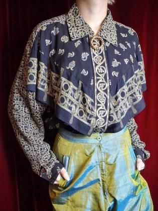  ΡArabesque Rayon Yoke Switch Shirt