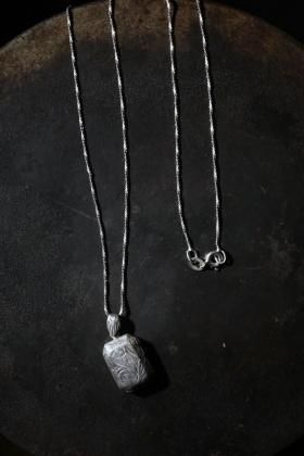  ΡVintage silver locket necklace