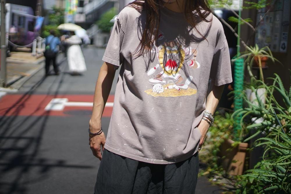 ぷ*ん様 90s ルーニーテューンズ VintageTシャツ 90年代 ルーニーテューンズ トゥイーティー 1997 キャラクター