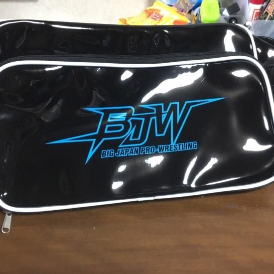 BJW公式グッズ】エナメルスポーツバッグ - BJ-SHOP（大日本