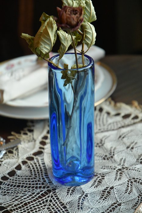 花瓶 ベース 一輪挿し ガラス 青 ブルー - 工芸品