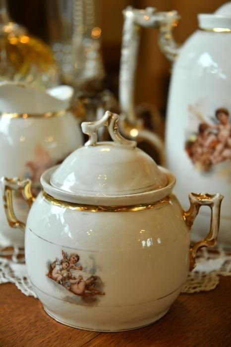 <専用です>英国アンティーク⭐️ティーポット シュガーポット ミルクポット3点 専用です>英国アンティーク⭐️ティーポット シュガーポット