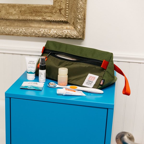 TOPO DESIGNS DOPP KIT