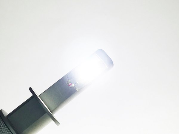 LEDヘッドライト H1 ヒートリボンタイプ 小型PHILIPSチップ搭載 4000LMx2 3か月保証 12V/24V【2651】 -  Mファクトリー 明かり屋（あかりや）LEDショップ