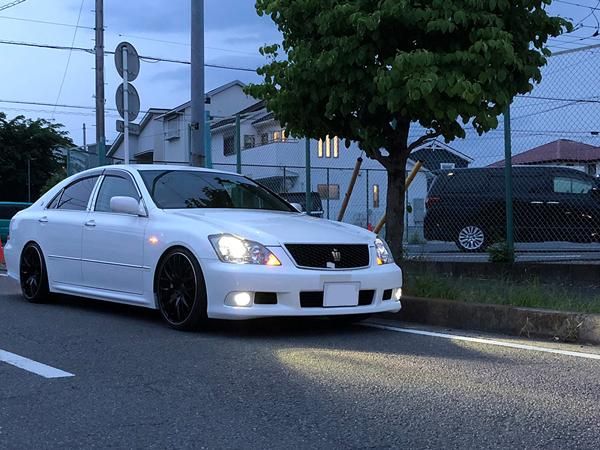 TOYOTA ゼロクラウン GRS18系 純正交換タイプ プロジェクター