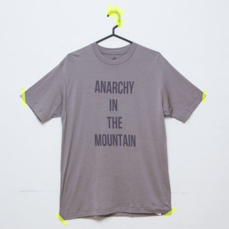 <img class='new_mark_img1' src='https://img.shop-pro.jp/img/new/icons50.gif' style='border:none;display:inline;margin:0px;padding:0px;width:auto;' />ANARCHY IN THE MOUNTAIN