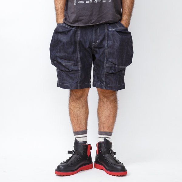 G_ArchiveS_一覧[MA JULIUS] 12AW BIG POCKET SHORTS 2 - ショートパンツ