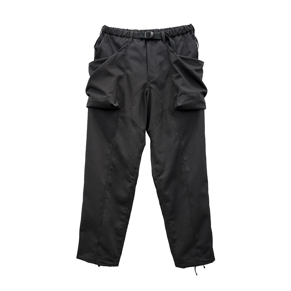 <img class='new_mark_img1' src='https://img.shop-pro.jp/img/new/icons5.gif' style='border:none;display:inline;margin:0px;padding:0px;width:auto;' />TROVE x 岡部文彦 BIG POCKET CARGO PANTS 　