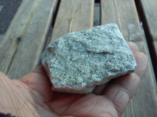 日本で使用できる唯一のラジウム226の鉱石！！　オーストリア産『バドガシュタイン鉱石』　約64ｘ54ｘ23ｍｍ　139ｇ - 湘南∞逗子 【  シュエット 】 パワーストーン・天然石・鉱物・隕石・化石・浄化アイテムの販売