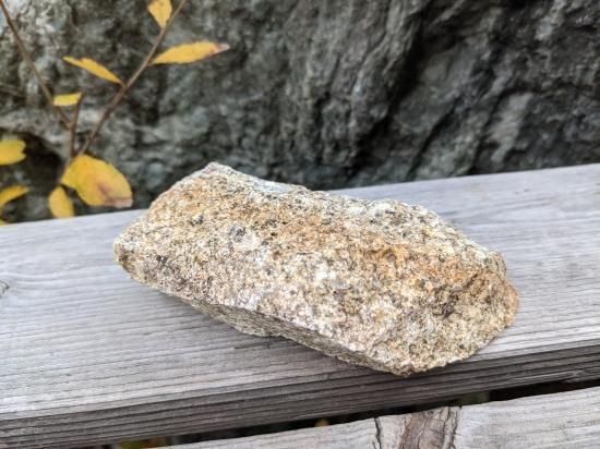 噂の日本の鉱石～！！ 岐阜県産【蛭川石（ひるかわいし）】 約