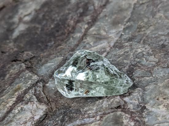 神秘の不思議な石！！ アメリカ・カルフォルニア州北部 『シエラネバダ