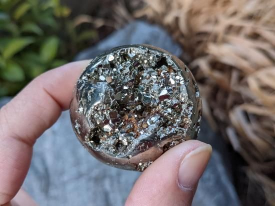 希少　パイライト　丸玉　70cm　 ペルー産 楽天市場】パイライト 丸玉の通販