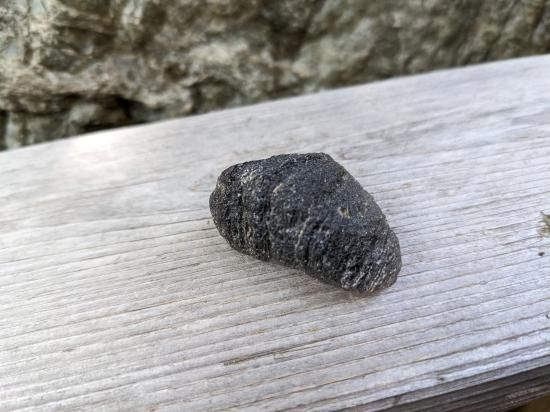 活力と浄化の「火のエナジー」 インドネシア産【アグニマニタイト】 約