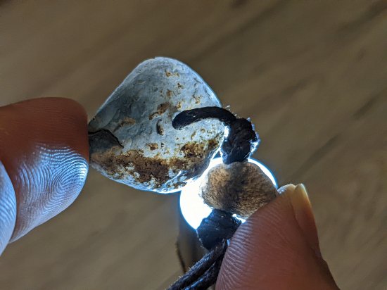 【鑑別書付き】天然ガラス　チンターマニストーン 隕石産物　65g　メテオライト