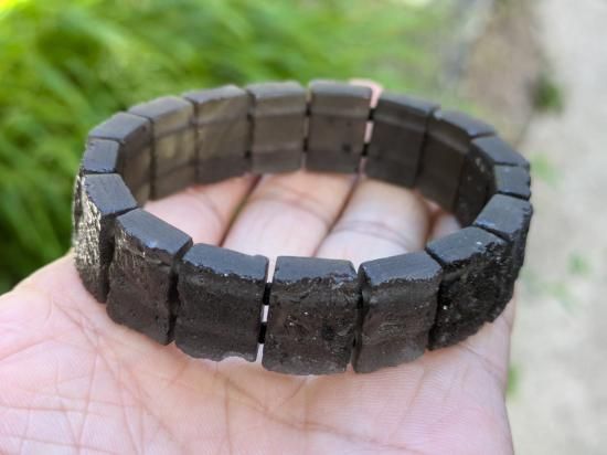 チンターマニストーン　ブレスレット　8〜10ミリ前後　手首周り約18センチ チンターマニストーン ブレスレット 8〜10ミリ前後 手首周り約18