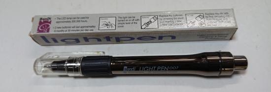 Ledライト付ボールペン 文具 ボールペン 手元を照らして書きやすい リコカツ 紘一が咲にプレゼントしたライトペン 懐中電灯 災害時の備え Ledライト付ボールペン 文具 ボールペン 手元を照らして書きやすい リコカツ 紘一が咲にプレゼントしたライトペン 懐中電灯 災害時の備え
