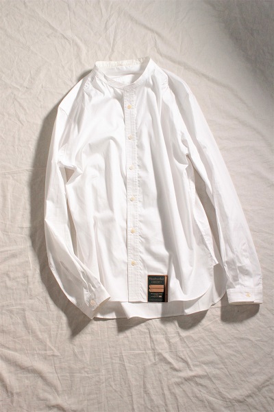ASEEDONCLOUD HW カラーレスシャツ/collarless shirt ホワイト ユニセックスの画像です