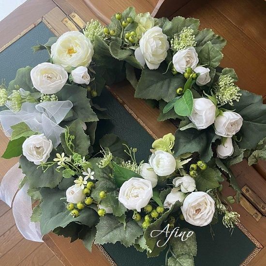 白樺の薔薇2本セットとお花のリース 白バラ リース ギフト 結婚祝い 開店祝い プリザーブドフラワー