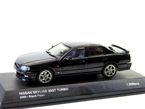 NISSAN SKYLINE 25GT TURBO (ER34 後期) Blackmica 1/43KYOSHO 03252BK