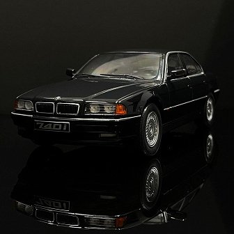 BMW 740i (E38) 1994 Blackmetallic 1/18 KK-SCALE KKDC180361 F-8412