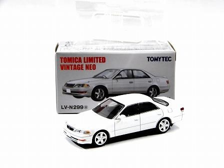 TOYOTA MARKII (JZX100) 2.5 TOURER V 1998 White 1/64 TOMYTEC TOYOTA MARKII (JZX100) 2.5 TOURER V 1998 White 1/64 TOMYTEC