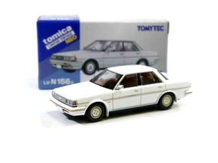 TOYOTA CRESTA EXCEED (GX71) White 1/64 TOMYTEC LV-N156c G-9958