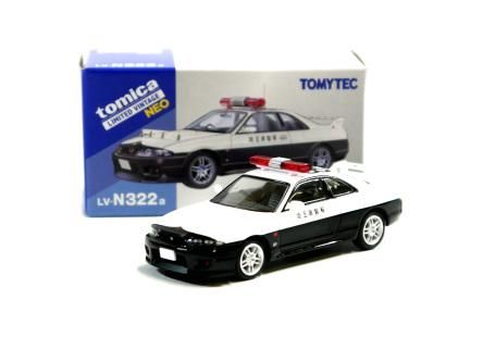 NISSAN SKYLINE R33 GT-R PATROLCAR 埼玉県警察 1/64 TOMYTEC LV