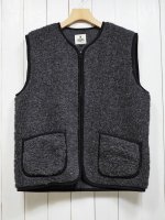 <img class='new_mark_img1' src='https://img.shop-pro.jp/img/new/icons14.gif' style='border:none;display:inline;margin:0px;padding:0px;width:auto;' />【COLD BREAKER】NO COLLAR VEST art 8158(BLACK)