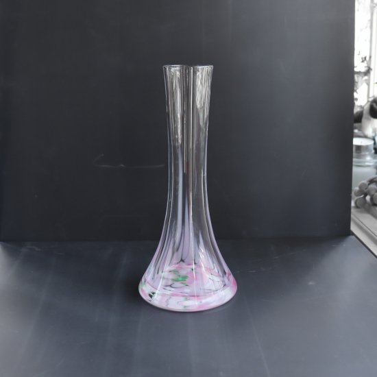ガラス花瓶　底広型　ピンク