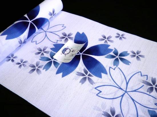 東京オリンピック 浴衣 反物 綿絽 白地にブルー 菊花柄 | www