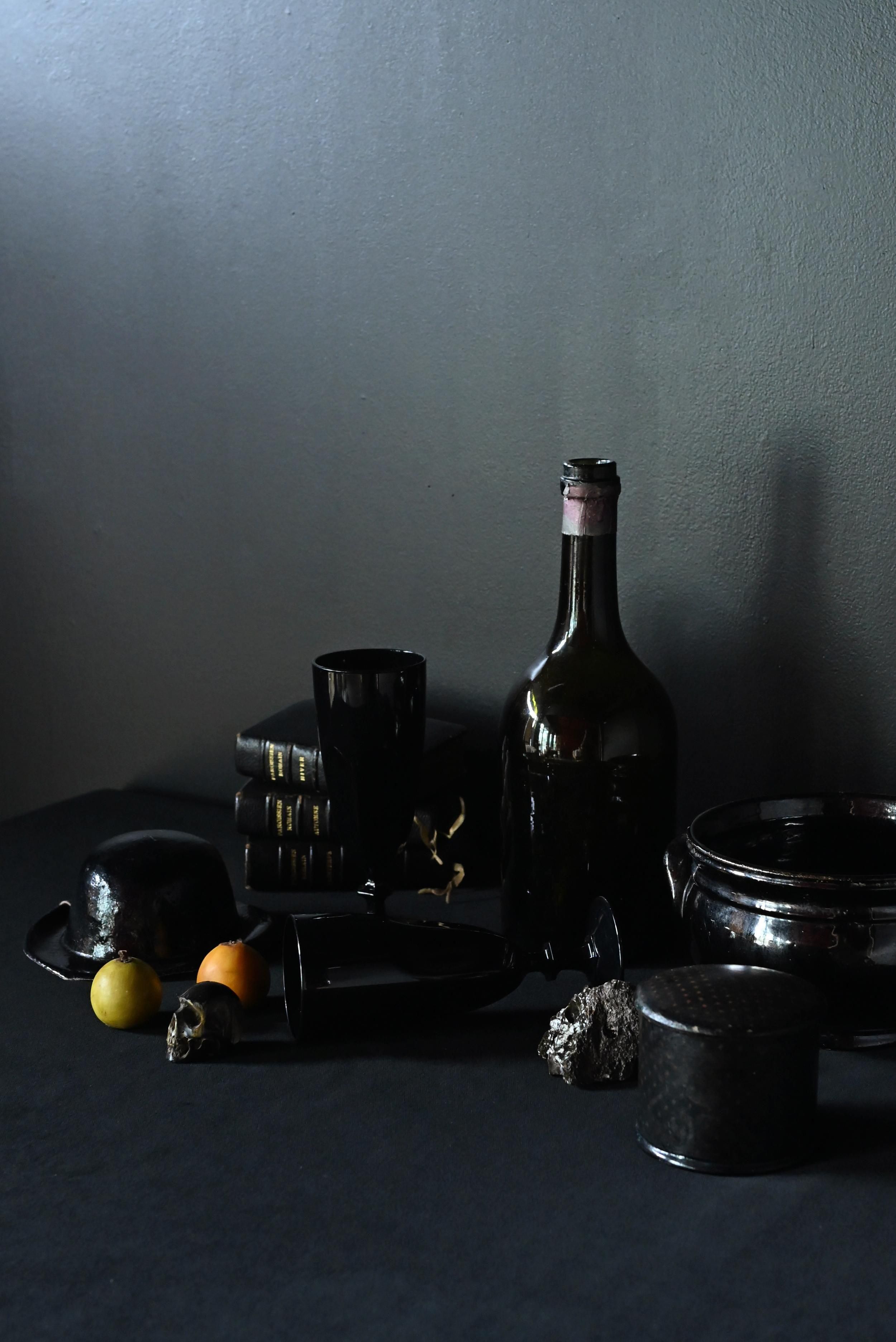 ゴブレット・Noir | 黒い食器 ワイン フランスアンティーク雑貨