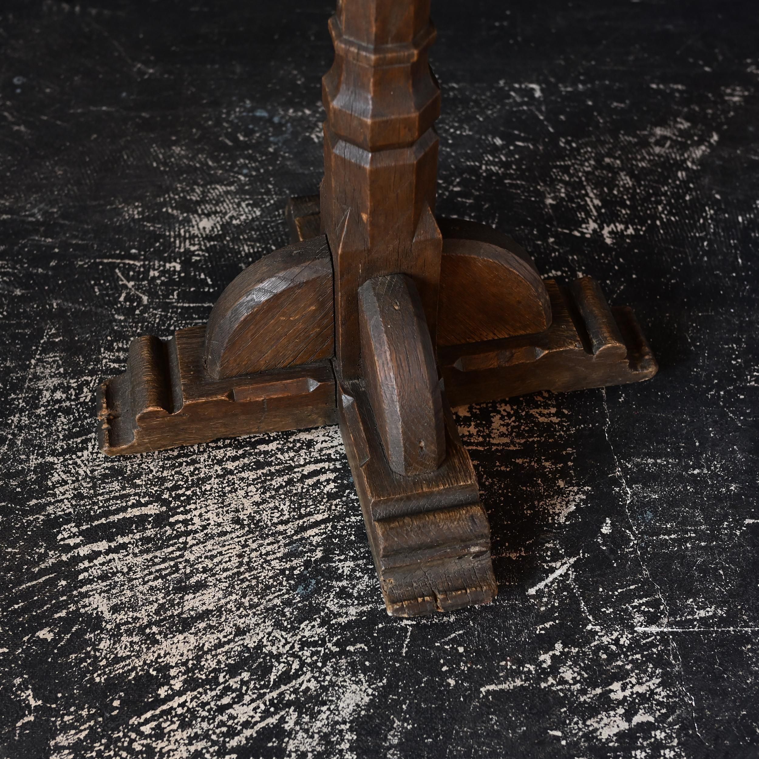 アンティークコラム・12/フランスアンティーク家具 花台 什器