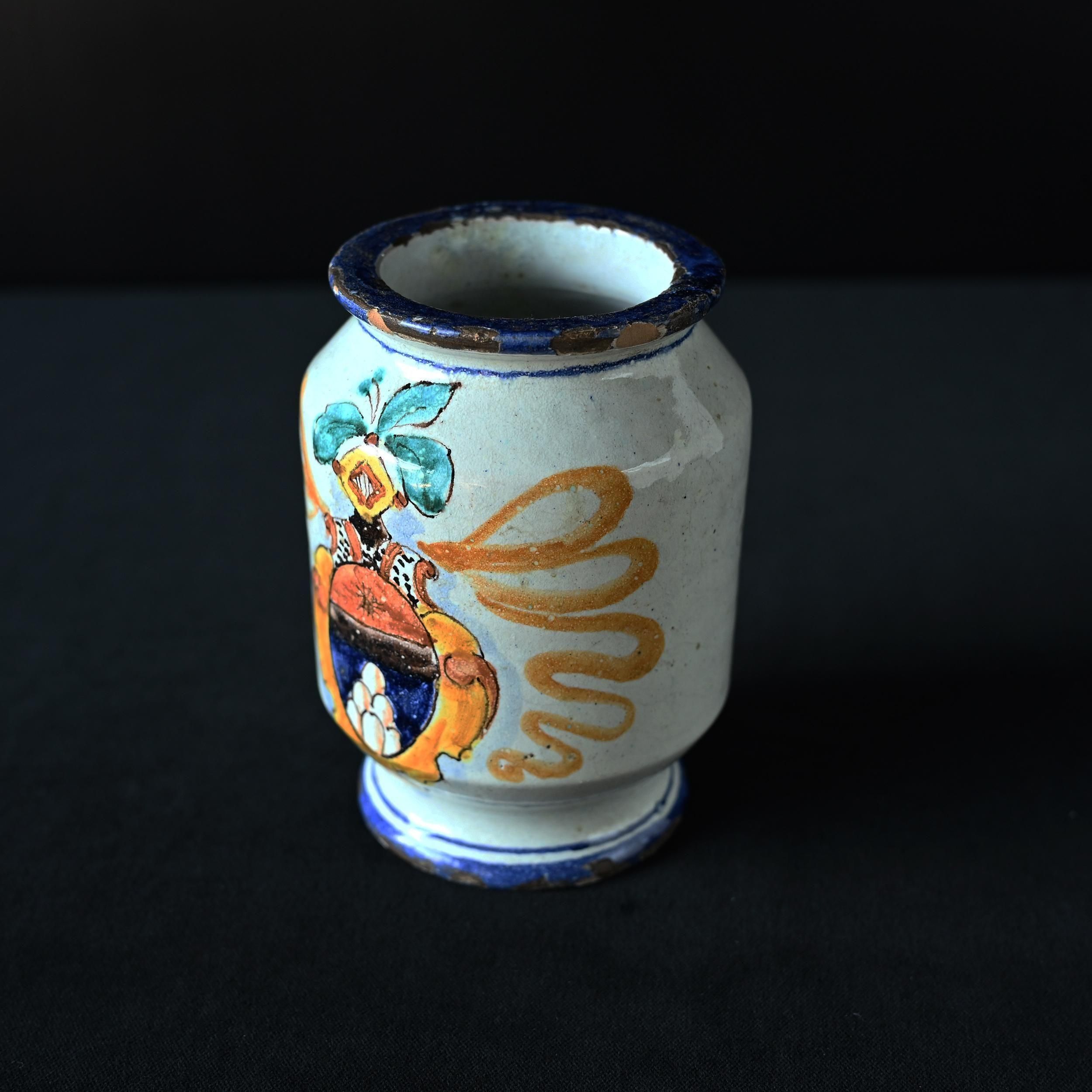 マジョルカ焼　イタリアで購入したアンティークの花瓶 マジョルカ焼 イタリアで購入したアンティークの花瓶 - メルカリ