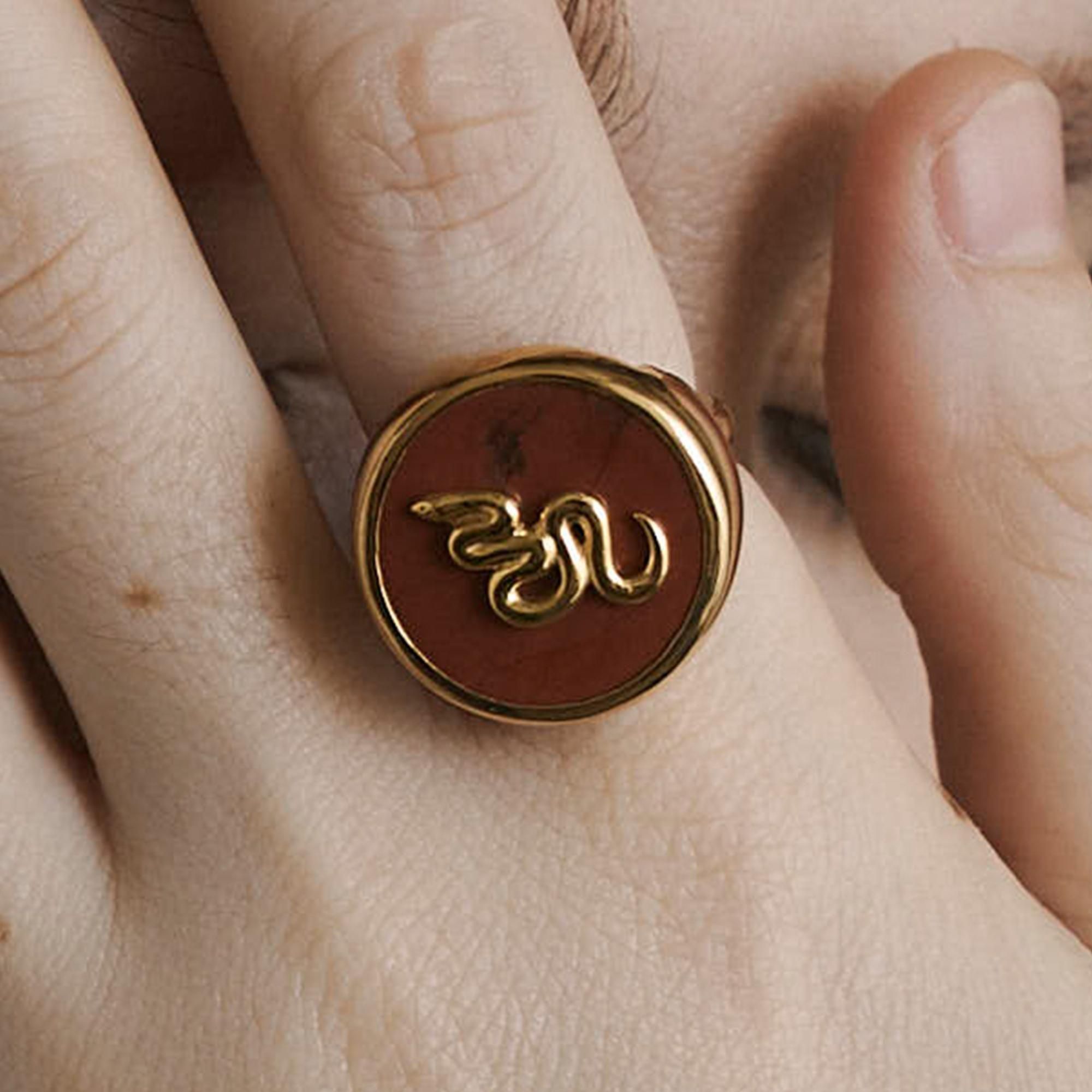 "eimiess" Ring��Medical Alchemist Red