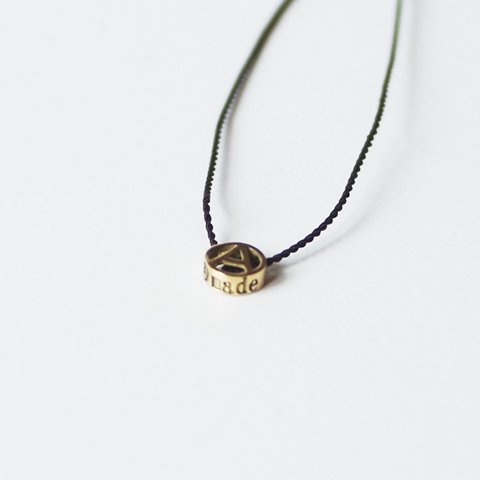 PHINGERIN | フィンガリン | TINY A NECKLACE (Gold/Black) 通販 - 火ノ鳥 OnlineStore