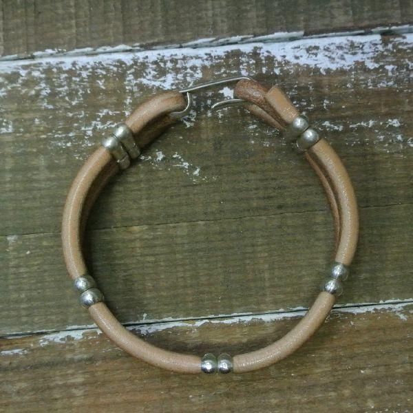 牛革をシルバーで！のブレスレット、アクセサリー【kensscratch
