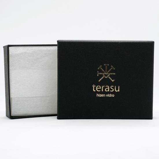 肥前びーどろピアス（青・四角）：佐賀市の伝統工芸のアクセサリー