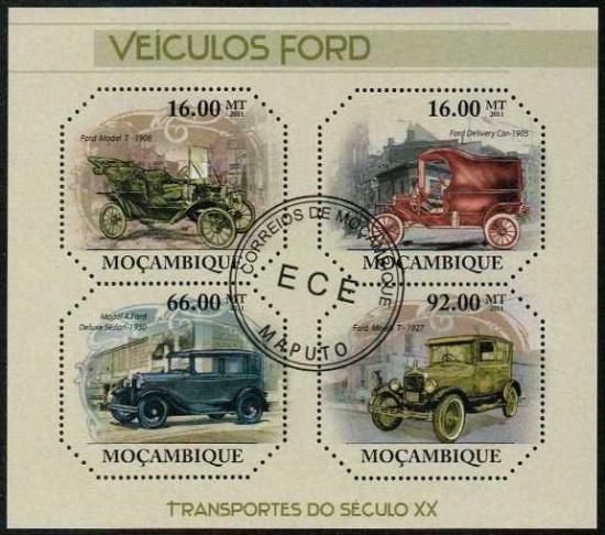 八角形の切手/クラシックカーの切手 モザンビーク2011年4種入りシート
