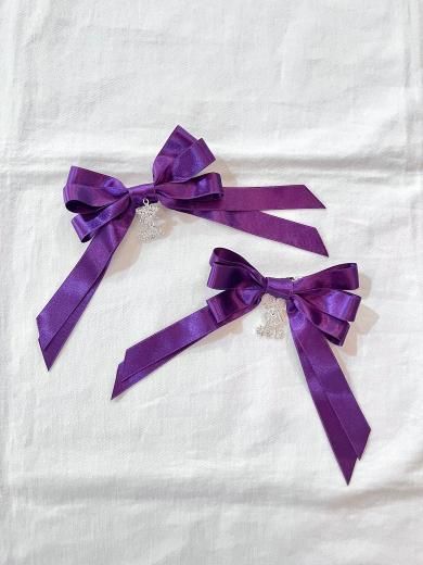 Cheryl Lacy Ribbon Clip by Baby, the Stars Shine Bright
