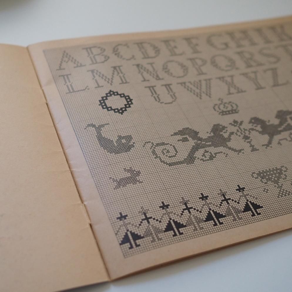 北欧刺繍図案集MARKBOK