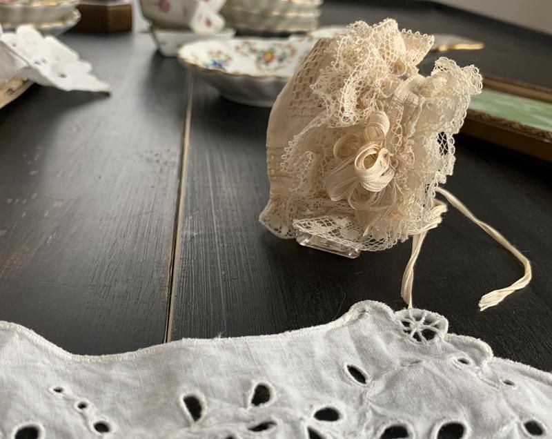 フランスアンティークエクリュカラーボネ フランスアンティークエクリュカラーボネ アンティークレースのボネ