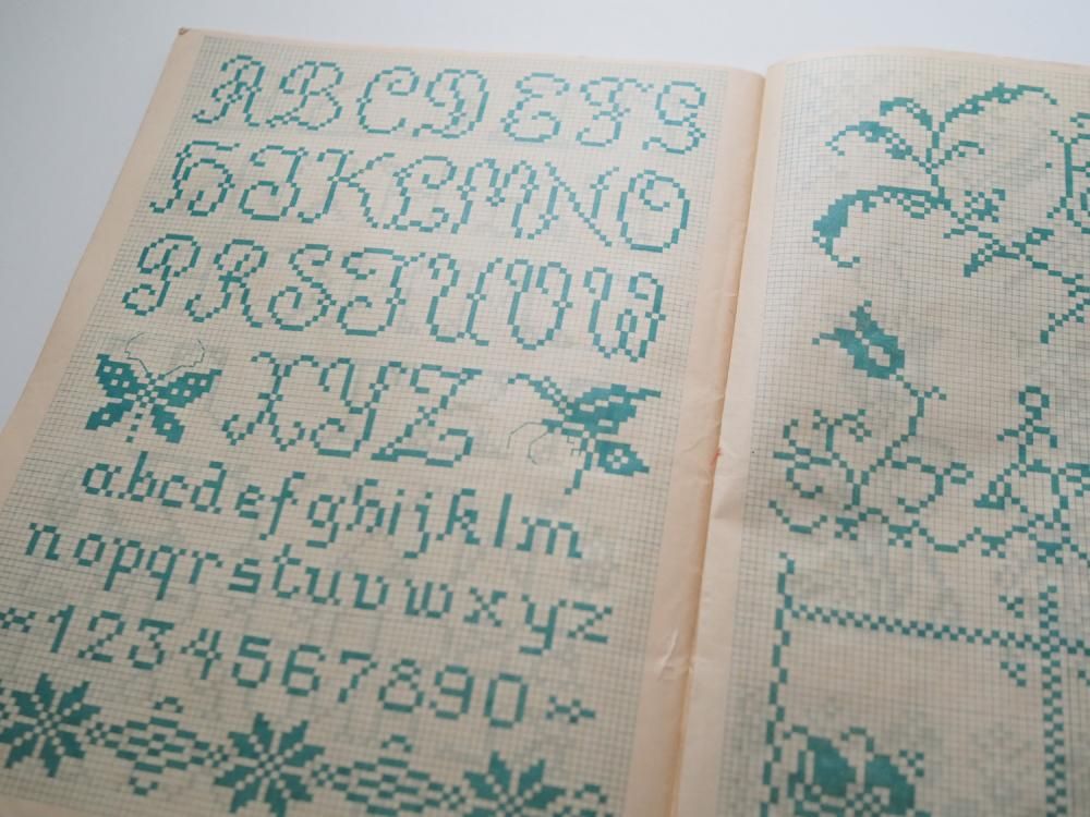 名作 北欧刺繍図案集モノグラム 和洋裁材料
