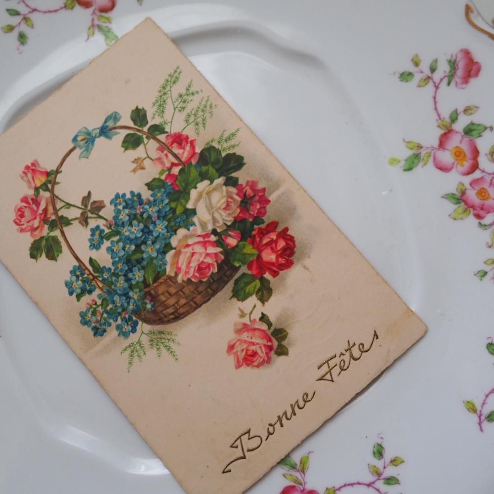 アンティークポストカード　薔薇の蕾のひと滴から生まれたような美しい少女 アンティークポストカード 薔薇の蕾のひと滴から生まれたような