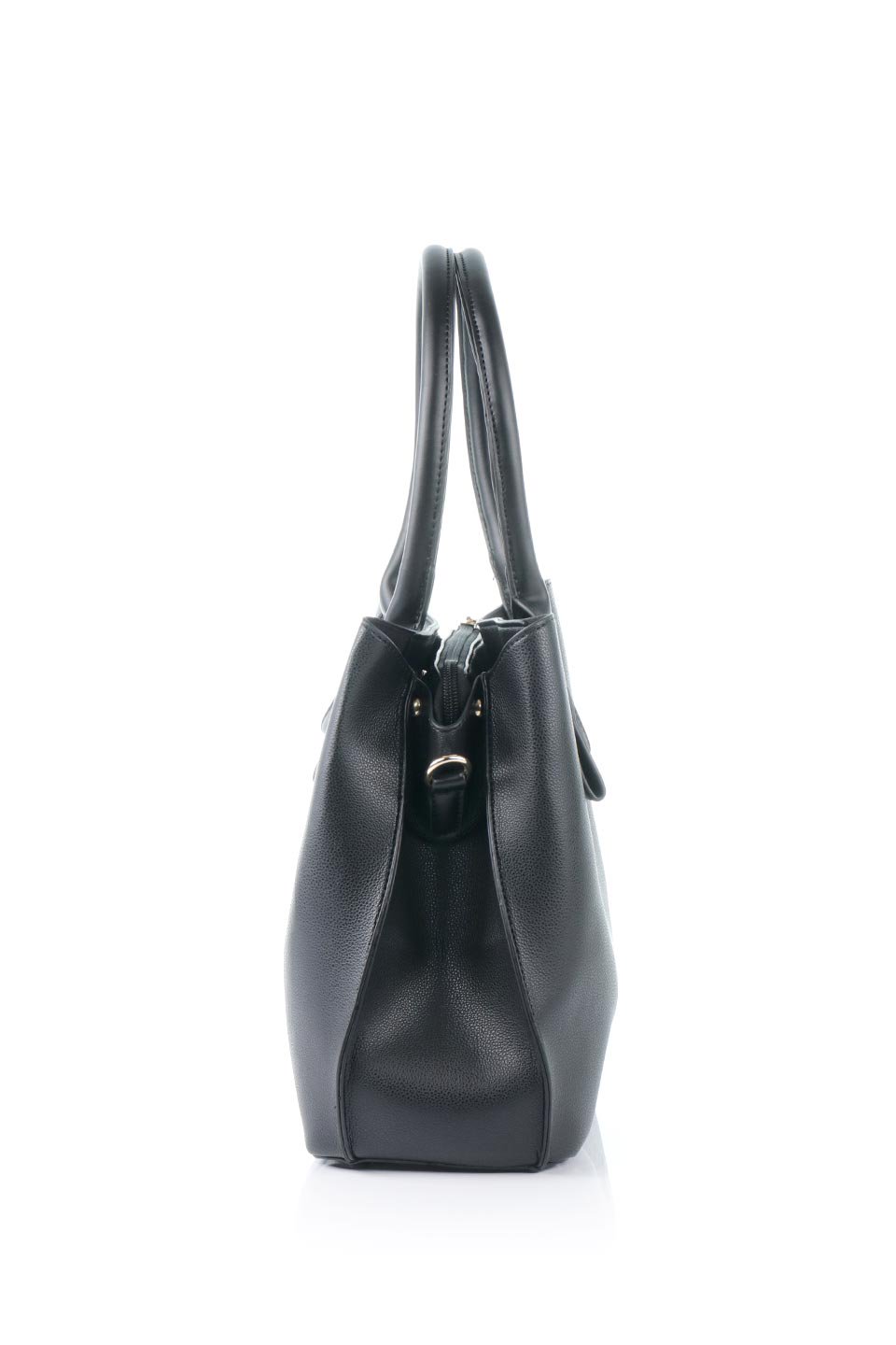 meliebiancoのAlma(Black)スムースレザー・ハンドバッグ/海外ファッション好きにオススメのインポートバッグとかばん、MelieBianco（メリービアンコ）のバッグやハンドバッグ。手頃な大きさのビーガンレザー・ハンドバッグ。豊富なポケットで使いやすさ＆収納力は抜群のバッグです。/main-2