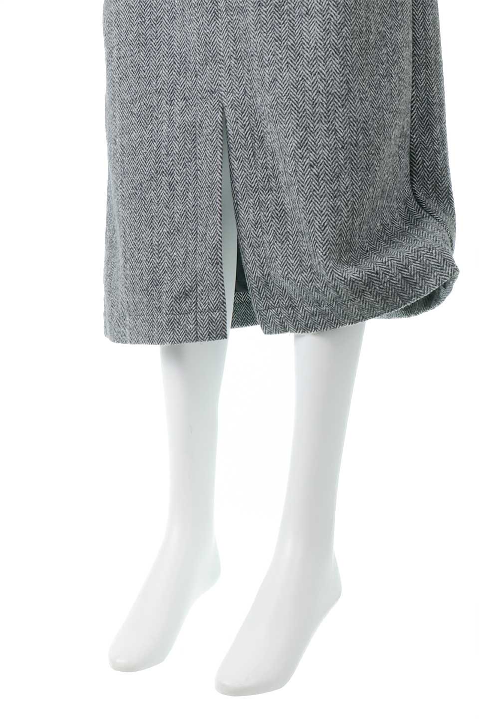 FrontButtonHerringboneSkirtヘリンボーン・フロントボタンスカート大人カジュアルに最適な海外ファッションのothers（その他インポートアイテム）のボトムやスカート。暖かみのある起毛ヘリンボーン素材のスカート。フロントボタンのアクセントでクラシカルな印象です。/main-18