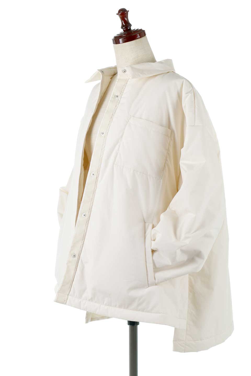 OverSizedPufferShirtsJacketビッグシルエット・中綿シャツジャケット大人カジュアルに最適な海外ファッションのothers（その他インポートアイテム）のアウターやジャケット。オーバーサイズのシャツジャケットに中綿を入れた暖かアイテム。ゆったりデザインなので厚手のニットを着ていてもキレイなシルエットになります。/main-10