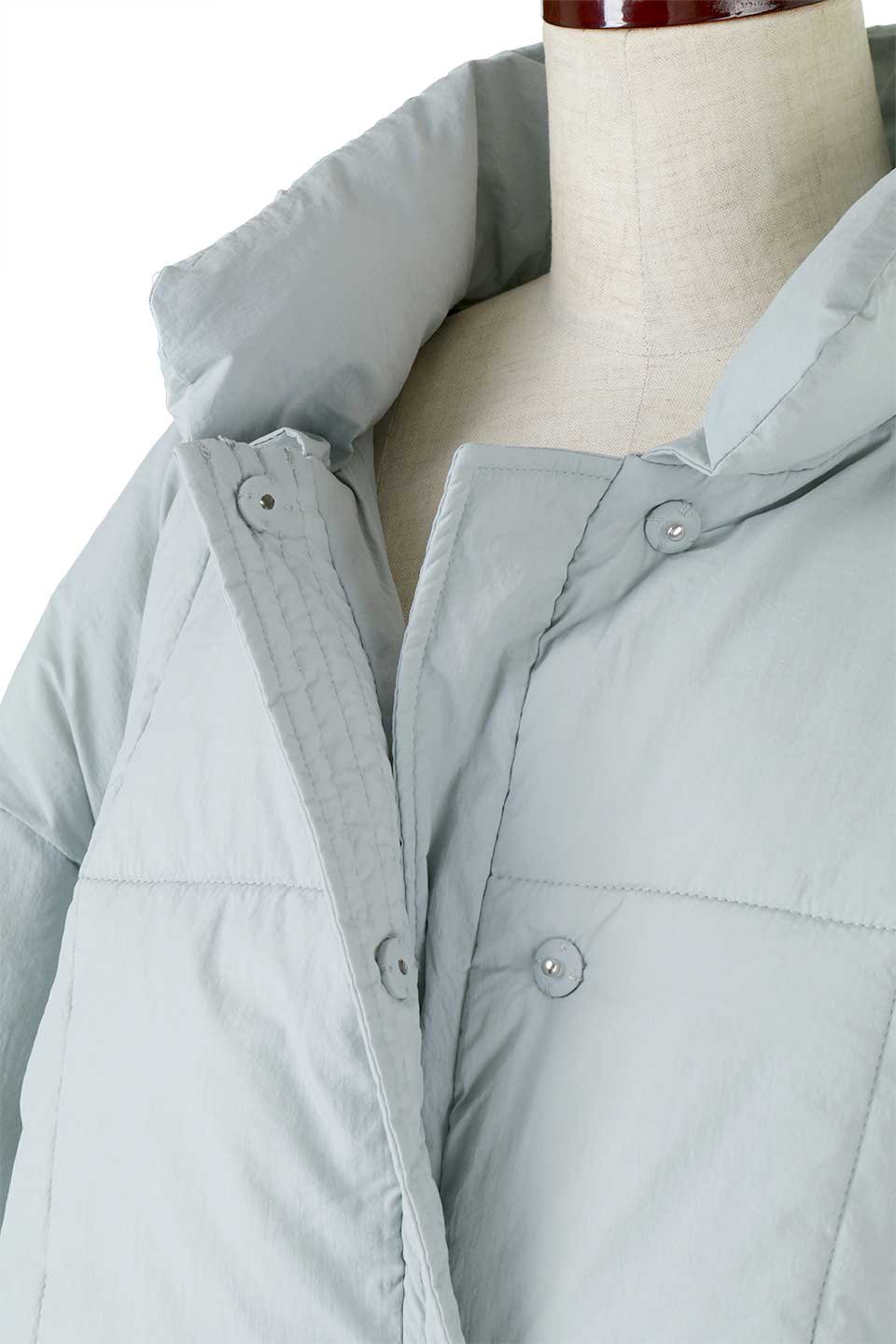 OversizedInsulationShortJacketファイバーダウン・ショートジャケット大人カジュアルに最適な海外ファッションのothers（その他インポートアイテム）のアウターやジャケット。ショート丈＆ビッグシルエットのファイバーダウンジャケット。ふかふかの中綿で風と寒さから守ってくれます。/main-13