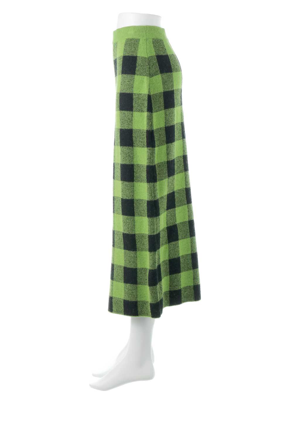 BuffaloCheckJaquartKnitSkirtバッファローチェック・ニットスカート大人カジュアルに最適な海外ファッションのothers（その他インポートアイテム）のボトムやスカート。明るいカラーリングが可愛いバッファローチェックのニットスカート。ジャカード織りの程よい厚さで秋〜春まで楽しめるスカートです。/thumb-2
