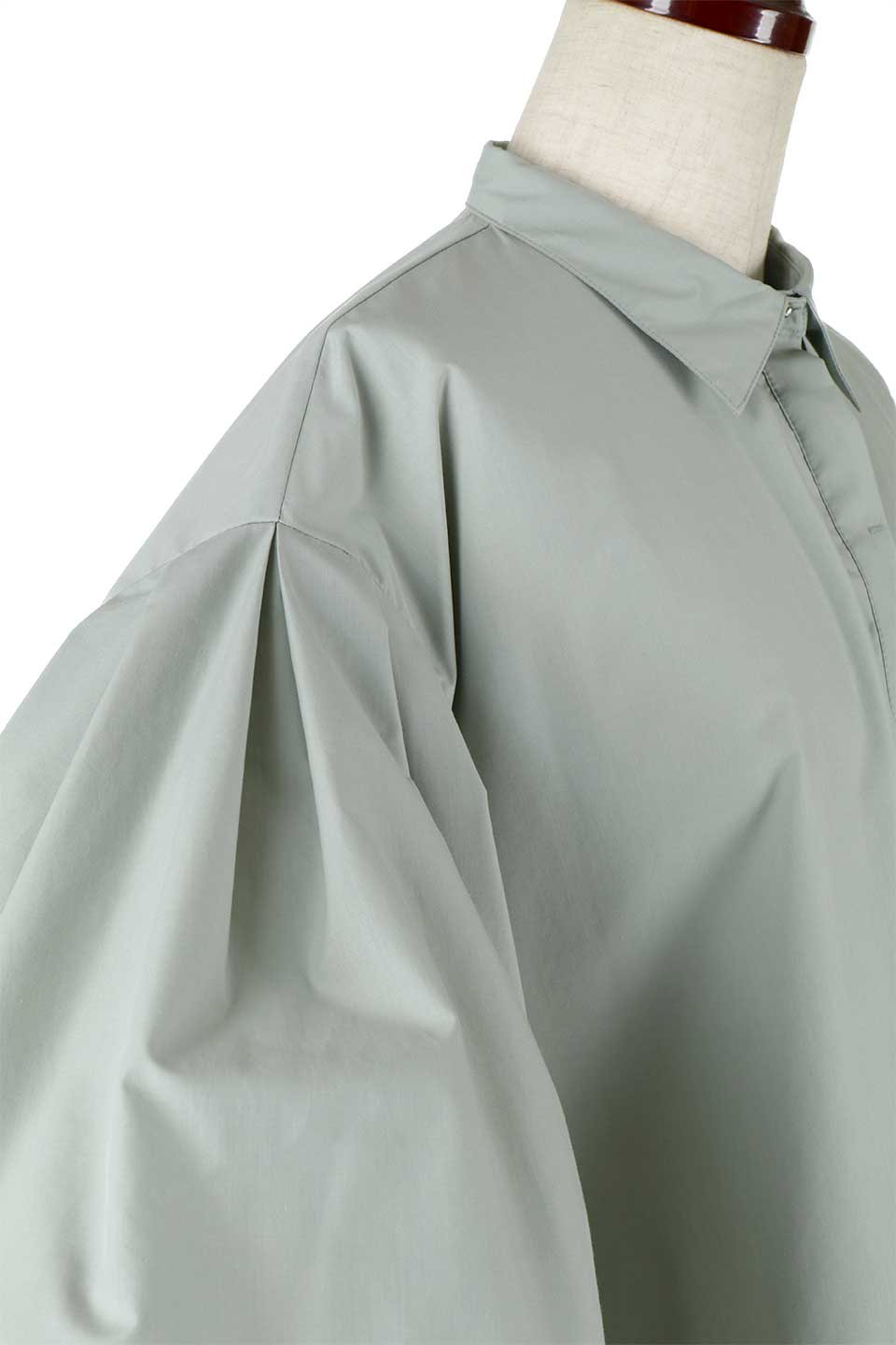 FlareHalfSleeveShirtsフレアスリーブ・五分袖シャツ大人カジュアルに最適な海外ファッションのothers（その他インポートアイテム）のトップスやシャツ・ブラウス。春夏に着たい半袖シャツをフレアスリーブにしたアイテム。サラッとしてなめらかな質感のシャツ生地を使用。/main-19